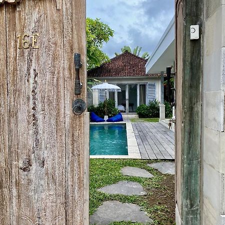 Villa Biru - 500m Batubelig beach Canggu Eksteriør billede