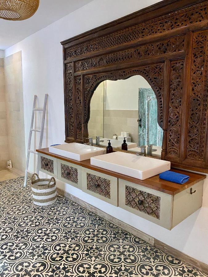 Villa Biru - 500m Batubelig beach Canggu Eksteriør billede