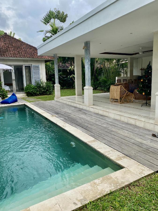 Villa Biru - 500m Batubelig beach Canggu Eksteriør billede