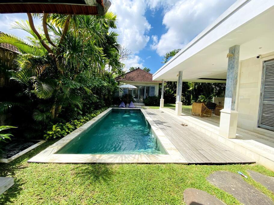 Villa Biru - 500m Batubelig beach Canggu Eksteriør billede